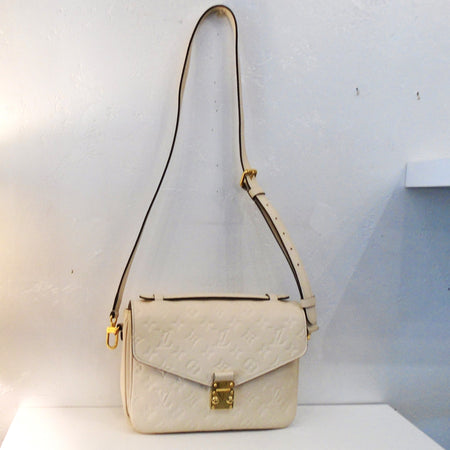 Louis Vuitton Vintage Cream Empreinte Leather M`etis MM