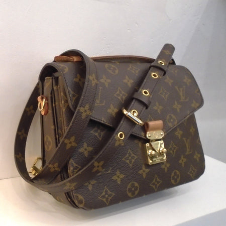 Louis Vuitton Vintage Monogram M`etis Pochette