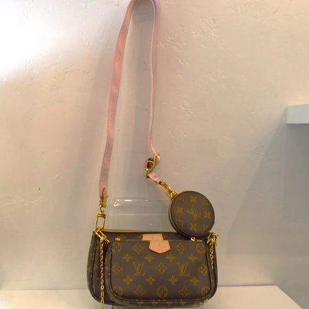 Louis Vuitton Vintage Monogram Pochette-Accessoires