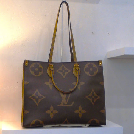 Louis Vuitton Vintage Reverse On The Go GM